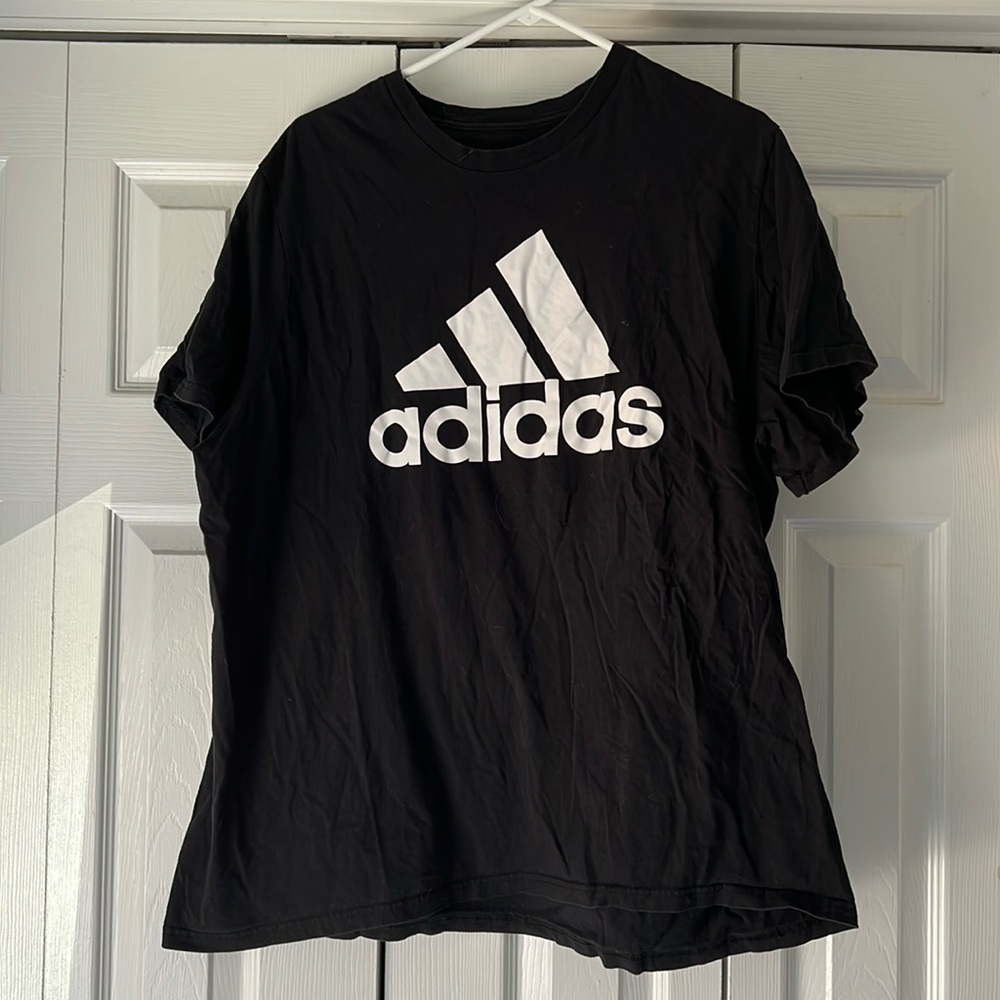 Men’s Adidas tee